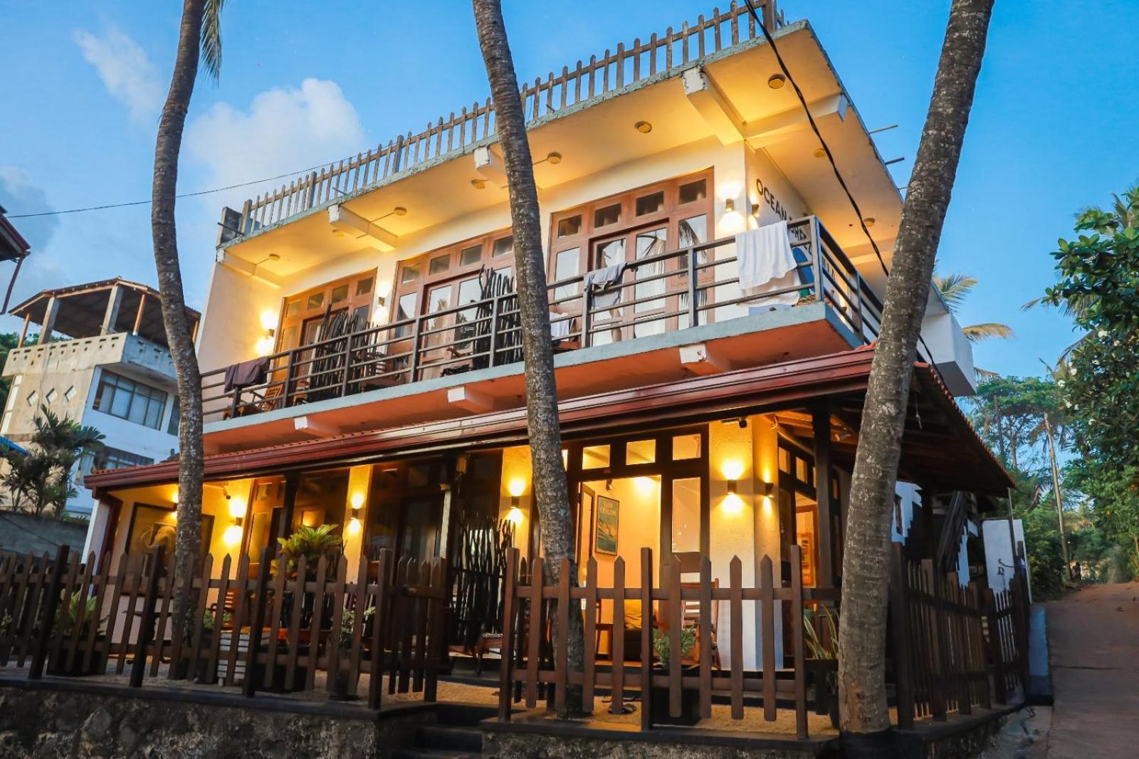 Ocean Breeze Villa Matara Exterior photo